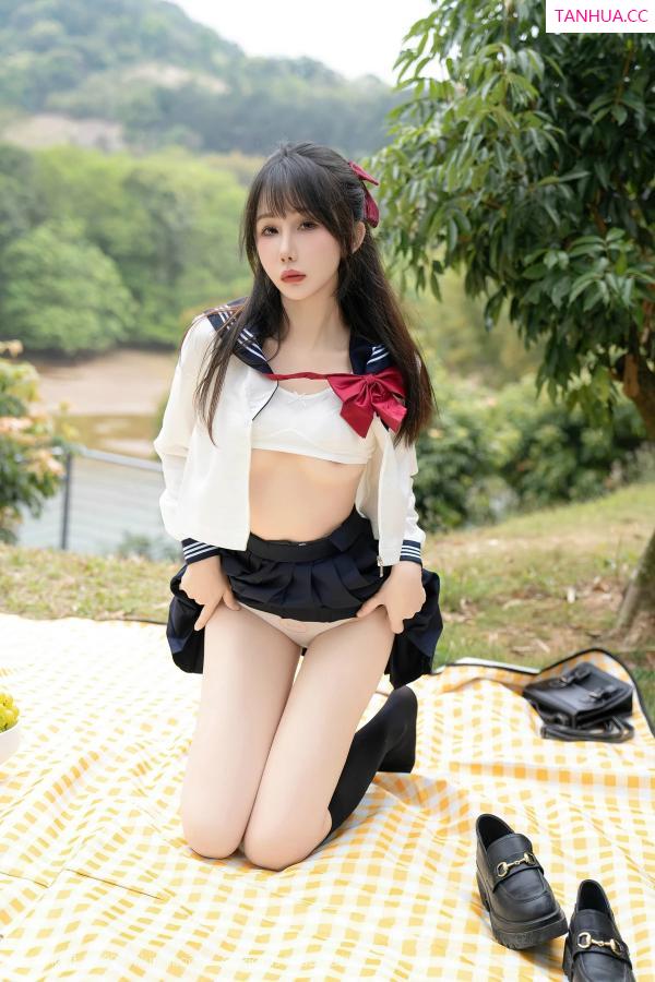 波巧酱  [XiuRen]高清写真图 2024.04.10 No.8365 波巧酱 性感美腿第58张图片